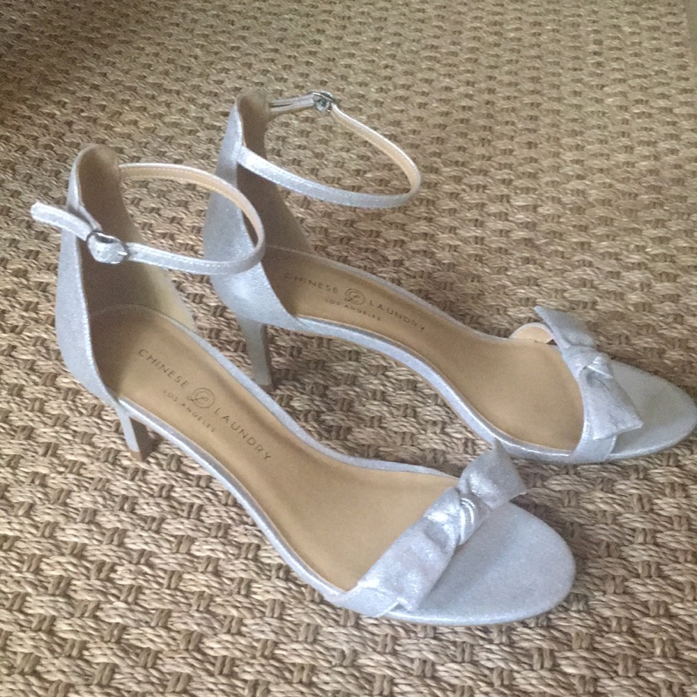New/never worn Chinese Laundry Dress Sandals